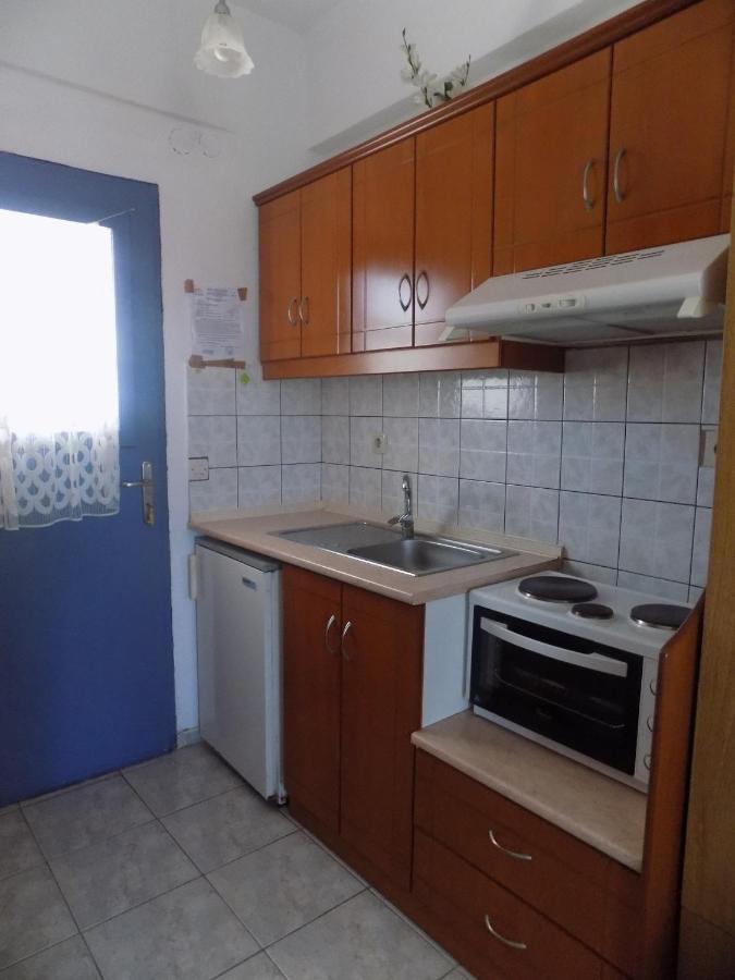 Dialekti Studios Тороні Екстер'єр фото